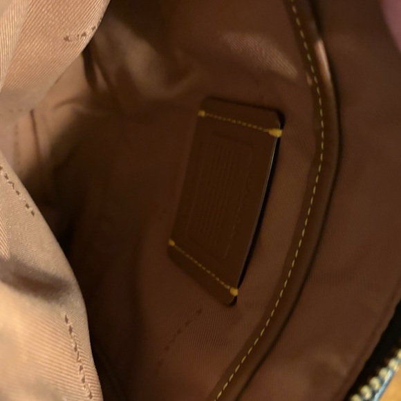 Coach Black Kitt Small Leather
Messenger Crossbody Bag CC526 - Picture 7 of 8